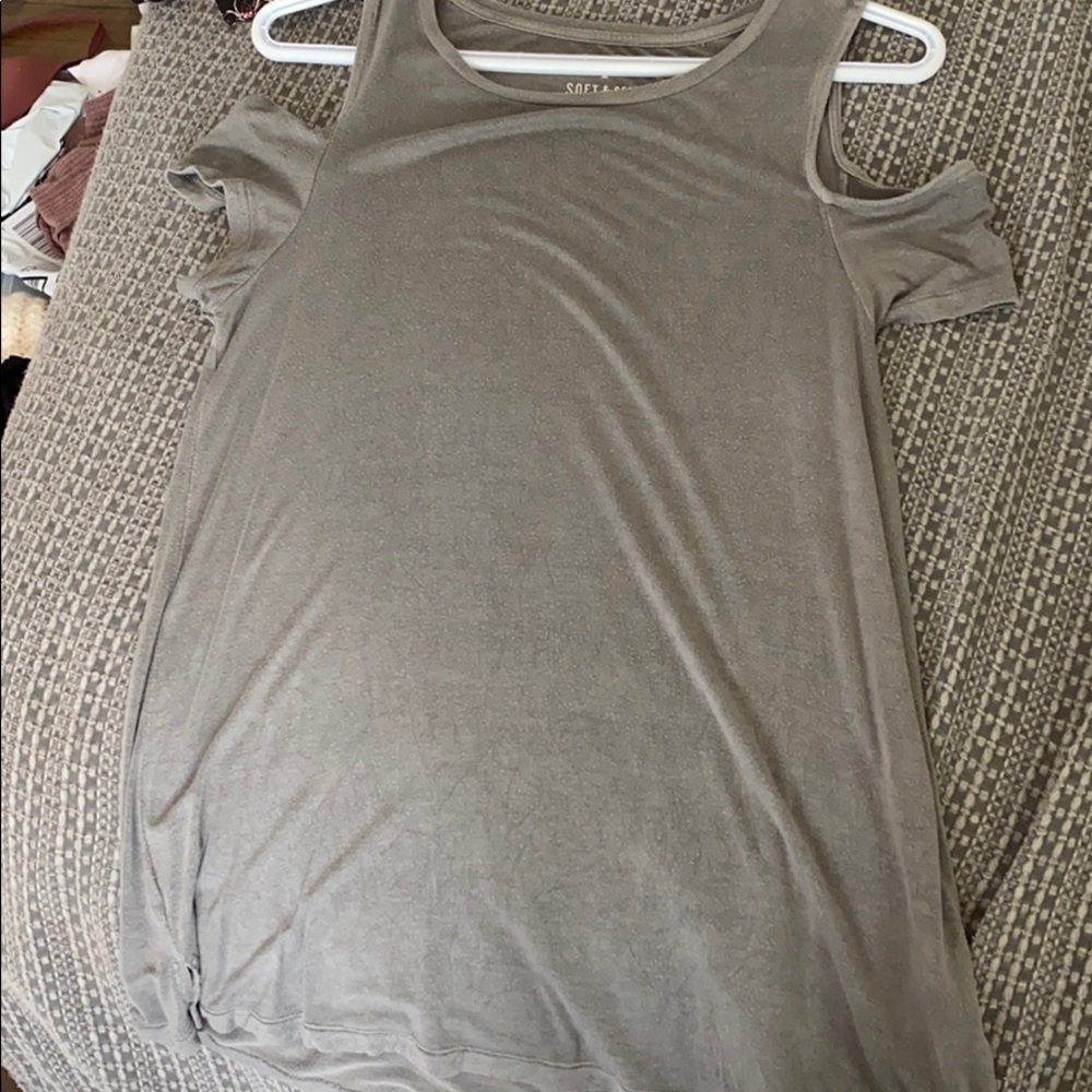 american eagle cut out shoulder top